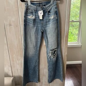 American Eagle Outfitters real good NWT low rise baggy flare 000 short